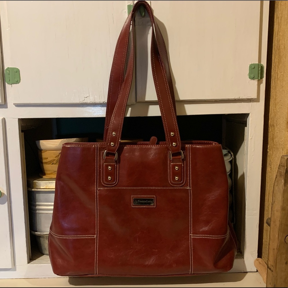 Franklin Covey Business Bag Laptop  Wine in color Great shape !
